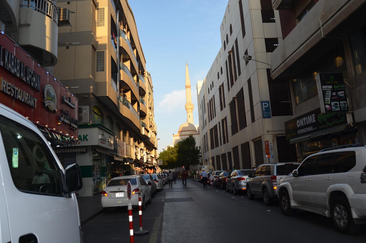 Al Ahrar Hotel Dubai Exterior foto